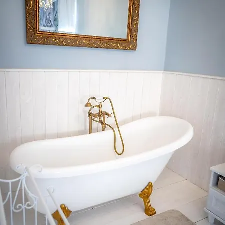 Panzio Maison d'hôtes 3*